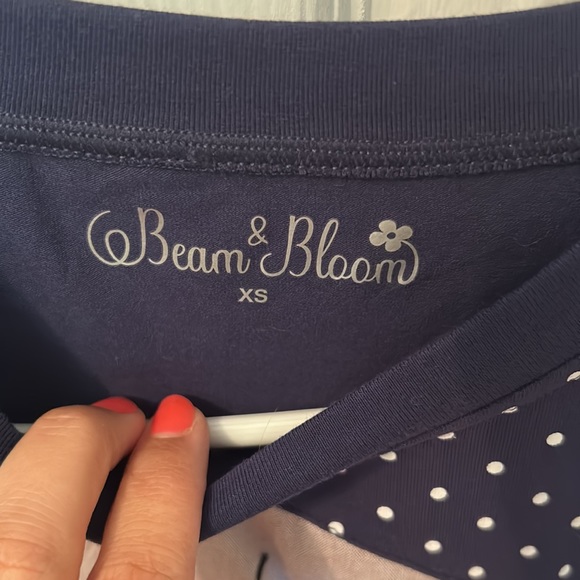 Women’s xs Shark Dress - Picture 5 of 5